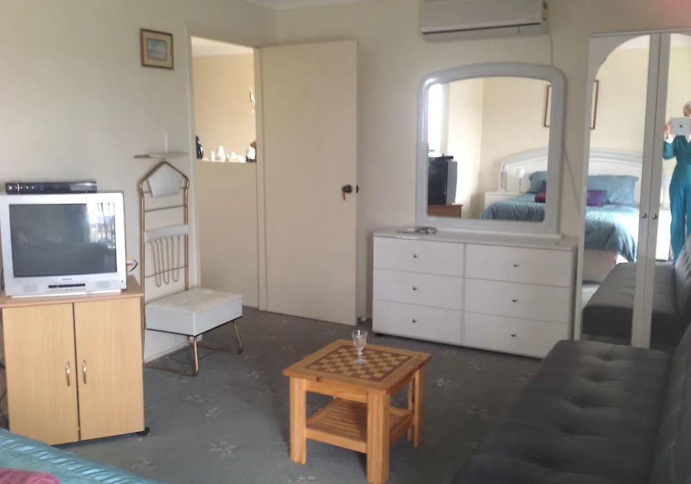 Lake Illawarra Bed And Breakfast-1